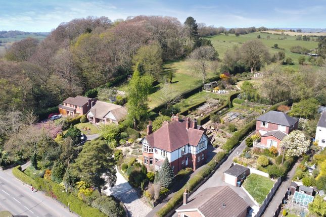 6 bedroom detached house for sale