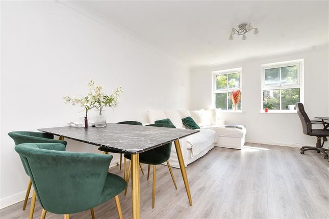 2 bed flat