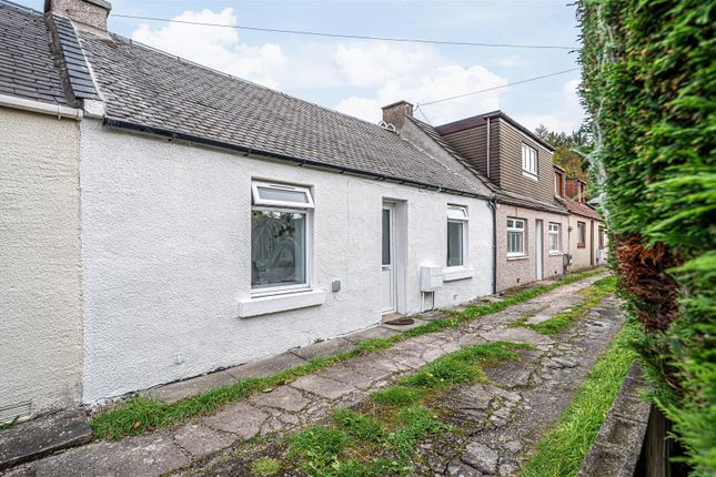 7 Mcdonald Square, Halbeath, Dunfermline 2 bed terraced bungalow for sale