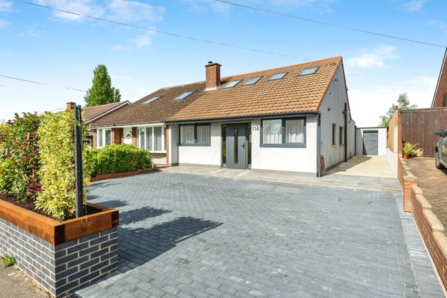 6 bedroom semi-detached bungalow for sale