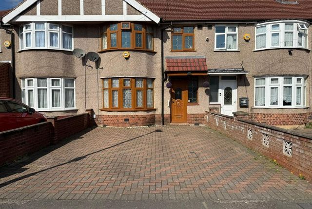 4 bed terraced house