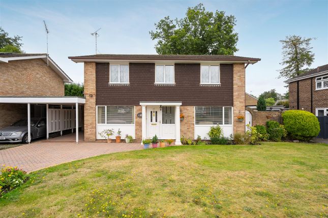 Gainsborough Drive, Ascot 4 bed detached house for sale