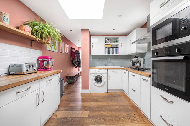 Haling Road, South Croydon 2 bed end of terrace house for sale