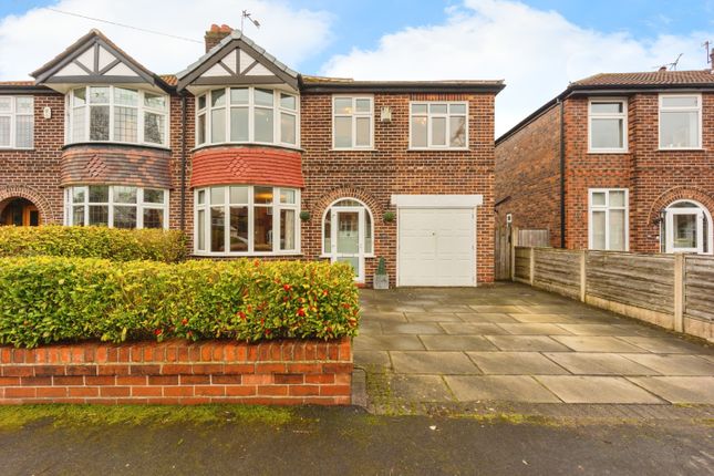 4 bedroom semi-detached house for sale