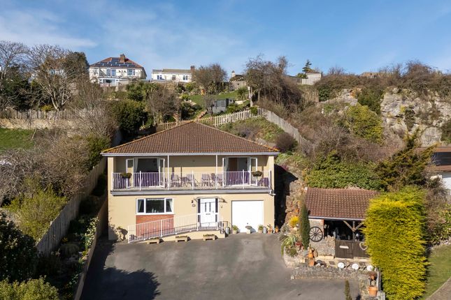 4 bed detached house