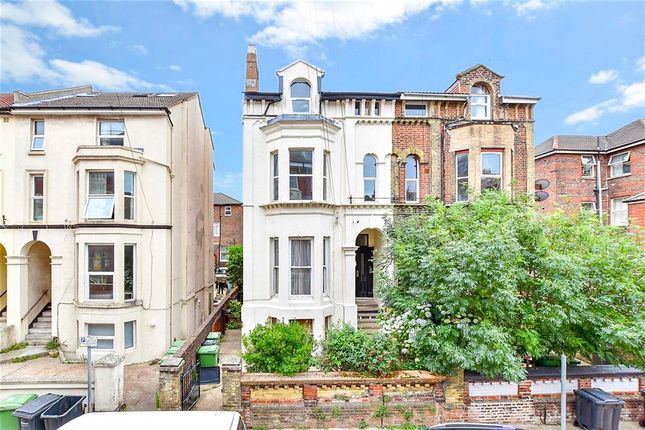 2 bed flat