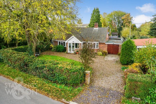 The Green, Surlingham, Norwich 5 bed chalet for sale