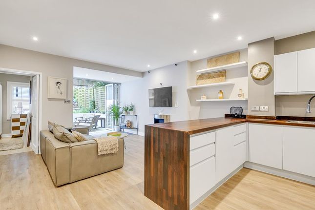 2 bed flat