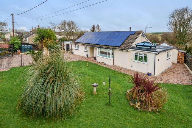 St. Columb TR9 6 bed detached bungalow for sale