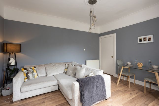 2 bed flat