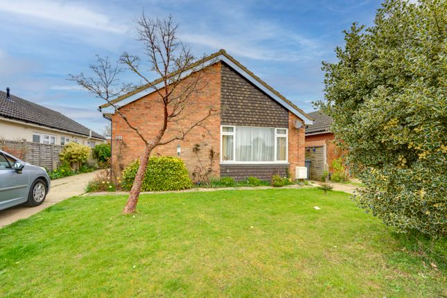 Upperfield Drive, Suffolk IP11 3 bed detached bungalow for sale