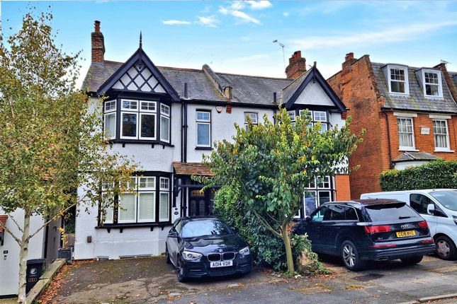 5 bedroom semi-detached house for sale