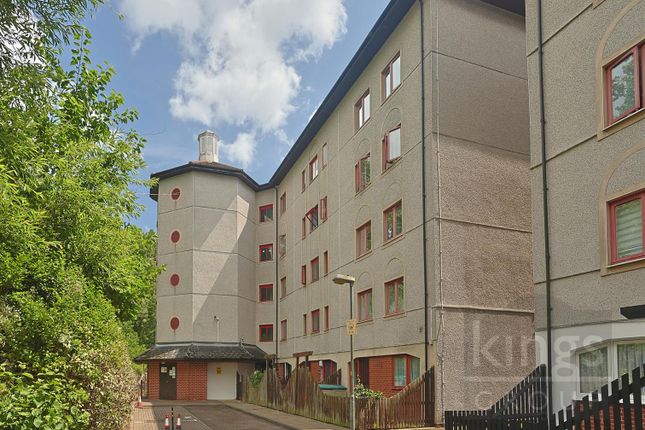 Castile Court, Eleanor Way, Waltham... 2 bed flat for sale