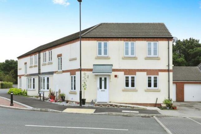 4 bed semi-detached house