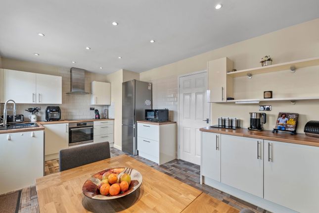 Coniston Road, Doncaster DN6 3 bed detached bungalow for sale