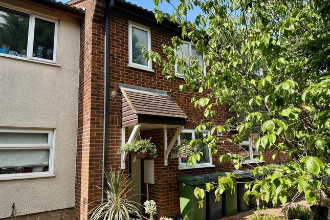 Martinsbridge, Peterborough PE1 2 bed terraced house for sale