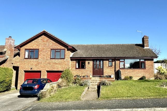 4 bed detached house