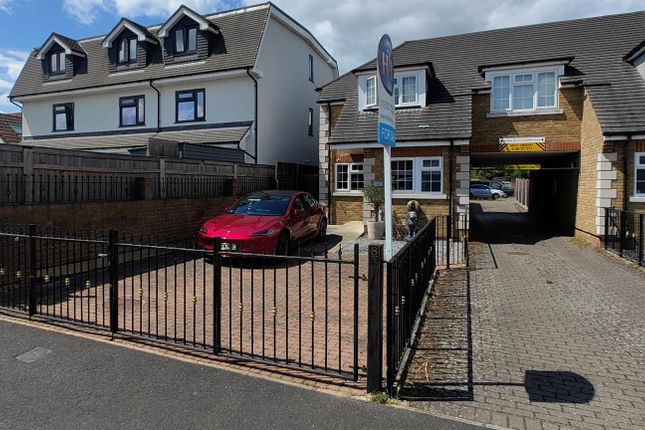 3 bed semi-detached house