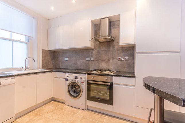 Oxford & Cambridge Mansions... 2 bed flat for sale