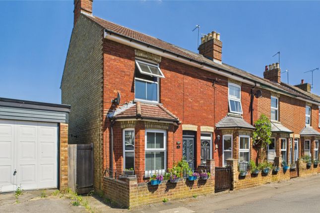 George Street, Leighton Buzzard, LU7 3 bed end of terrace house for sale