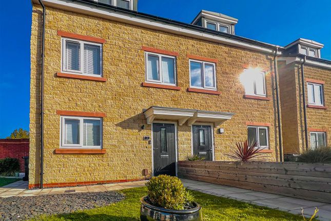 3 bedroom semi-detached house for sale