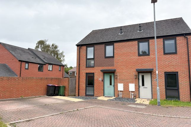 2 bedroom semi-detached house for sale