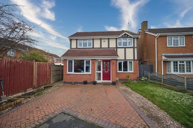 4 bed detached house