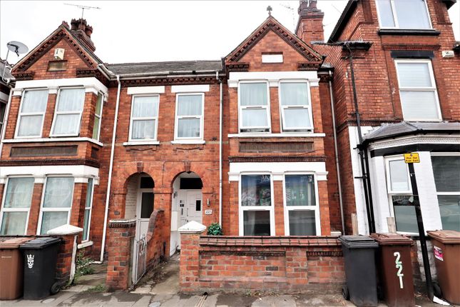 6 bedroom terraced house for sale