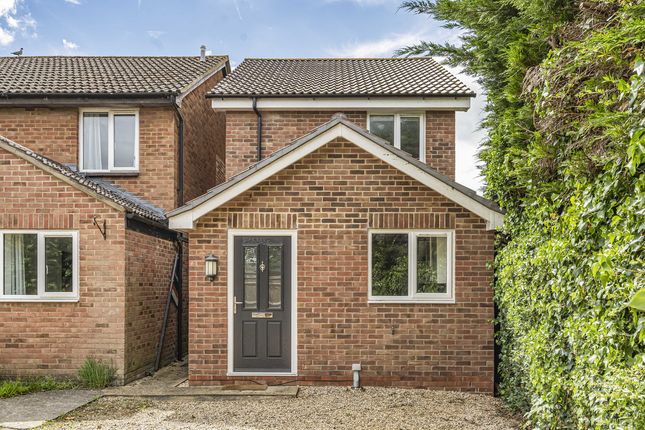 Meadow Way, Yarnton, OX5 3 bed detached house for sale