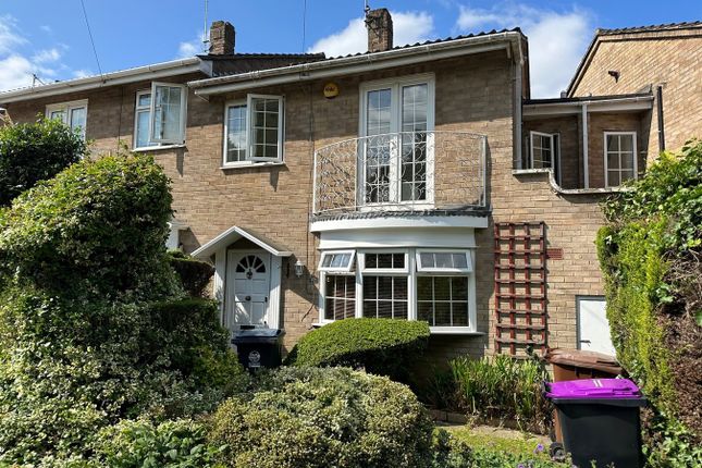 Collins Cross, Bishop's Stortford, CM23 3 bed terraced house for sale