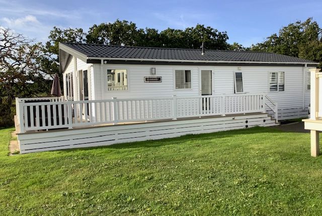 3 bedroom lodge for sale