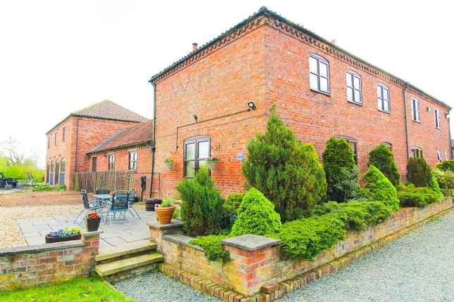 Gainsborough DN21 3 bed barn conversion for sale