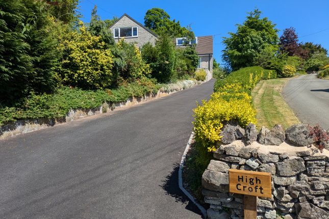 5 bed detached house