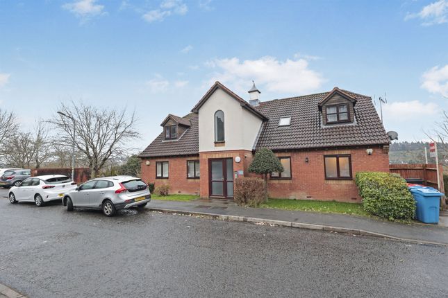 2 bed flat