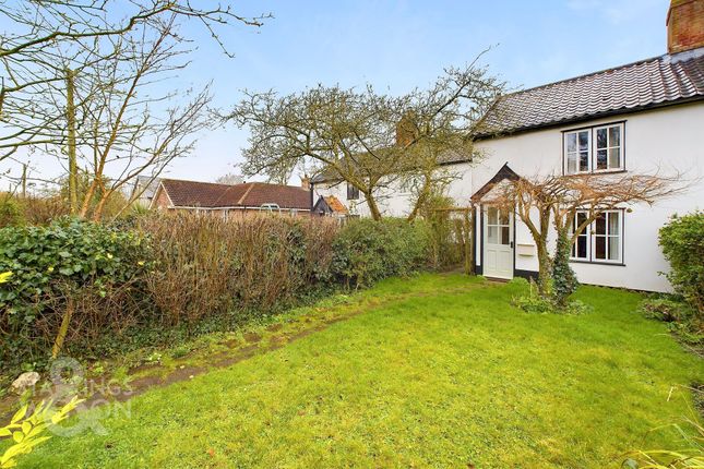 2 bedroom semi-detached house for sale