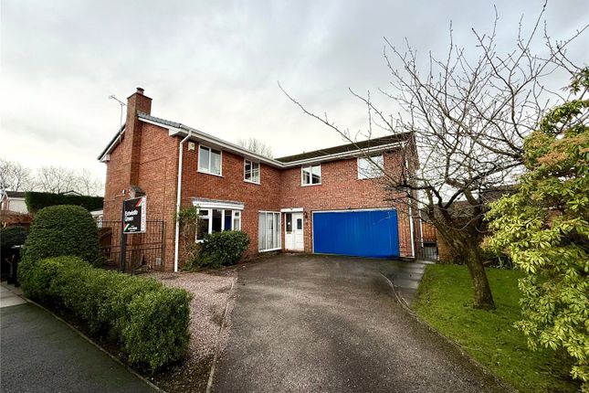 6 bed detached house