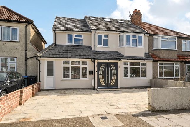 6 bedroom semi-detached house for sale