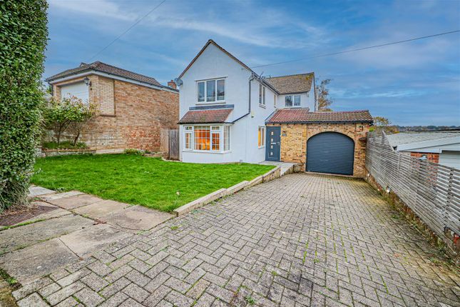4 bed detached house