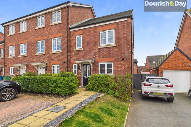 Avondale Circle, Stafford ST18 3 bed end of terrace house for sale
