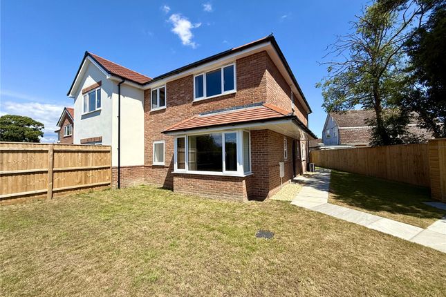 Lodge Road, Pennington, Lymington... 4 bed semi