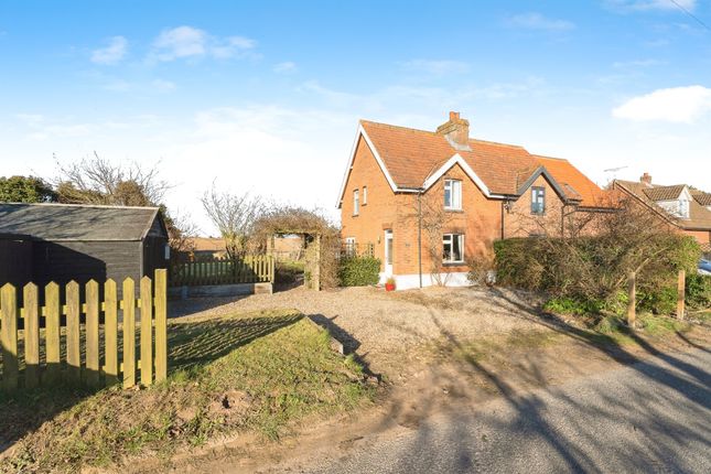 2 bed semi-detached house