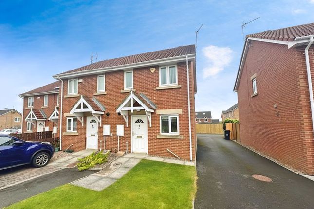 2 bedroom semi-detached house for sale