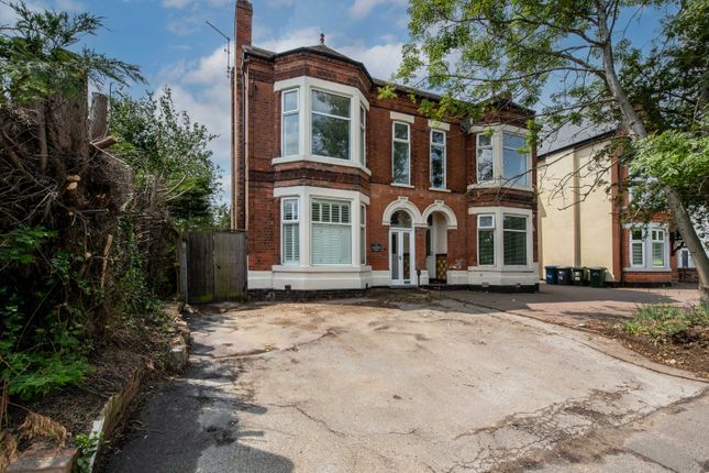 5 bedroom semi-detached house for sale
