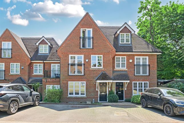 Tower View, Bushey WD23 4 bed house for sale