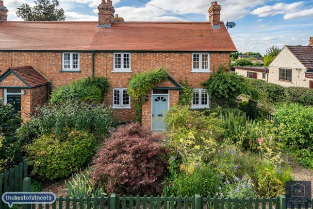 3 bed end terrace house
