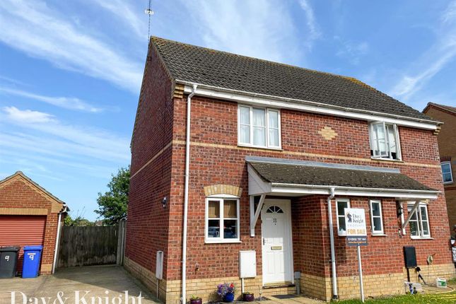 2 bedroom semi-detached house for sale