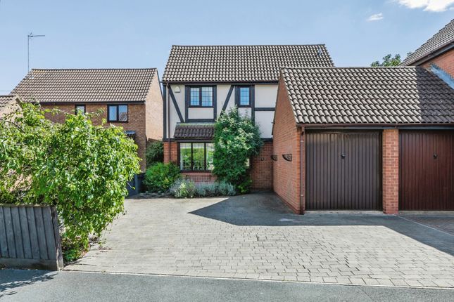 3 bed detached house