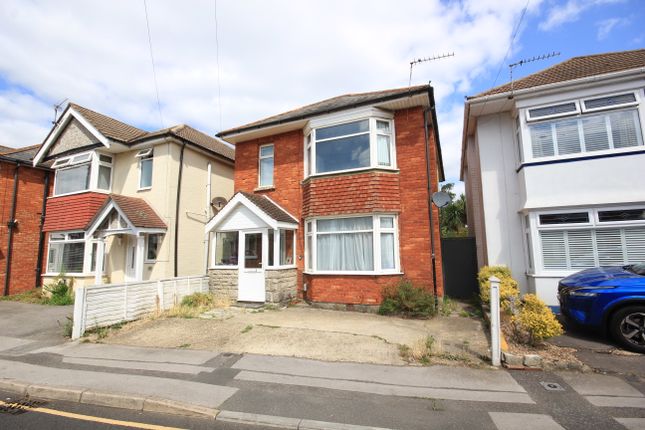 4 bed detached house