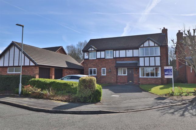 4 bed detached house