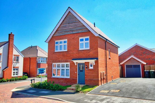 3 bed detached house